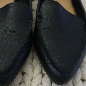 me too Shoes - Me Too Audra black leather loafers EUC me too Shoes - Me Too Audra black leather loafers EUC